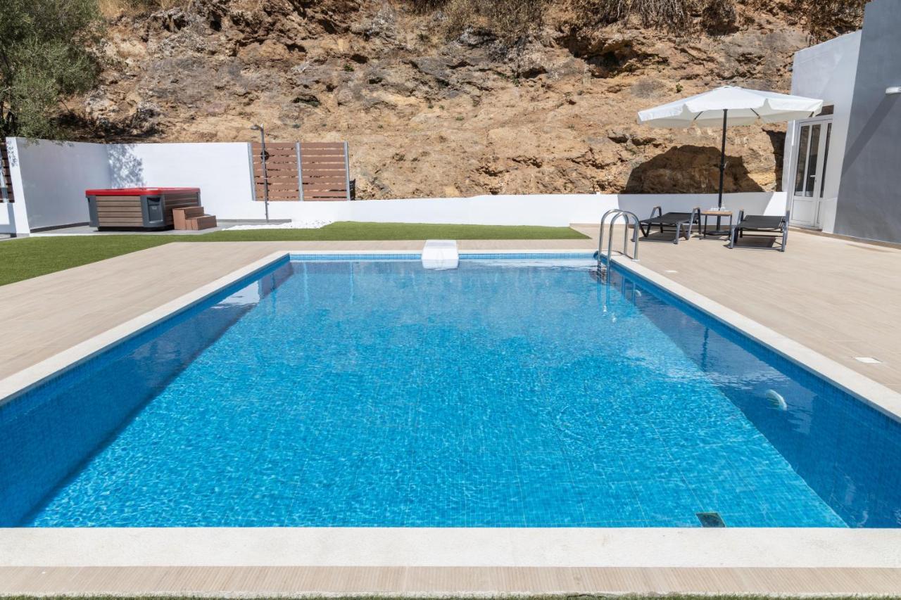 Villa Neonis Spilion Exterior photo