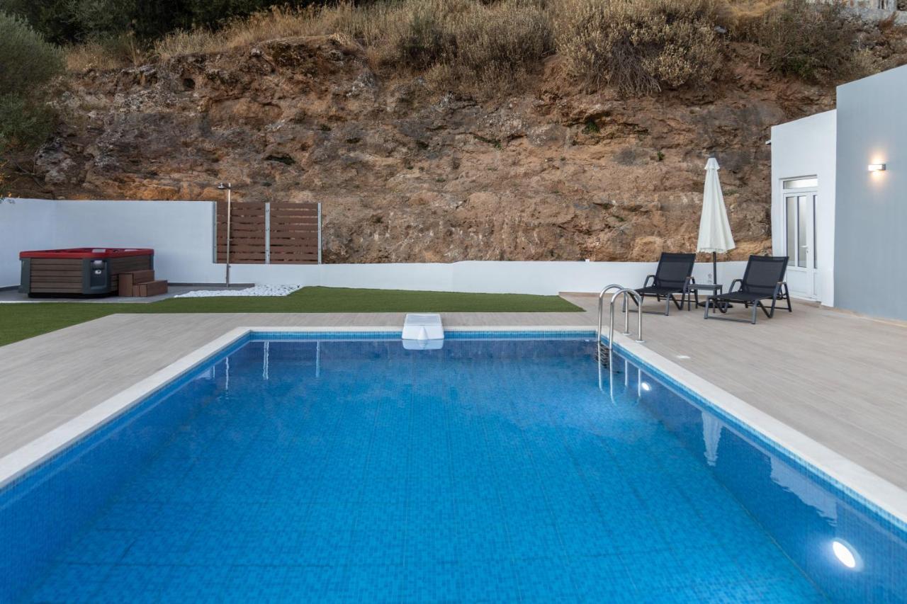 Villa Neonis Spilion Exterior photo